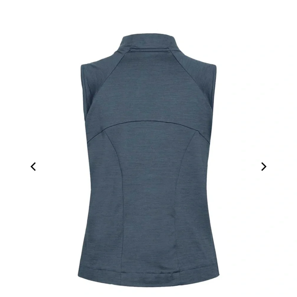 Puma Blue Sleeveless golf vest with Mandarin Collar BNWT large - Picture 2 of 12